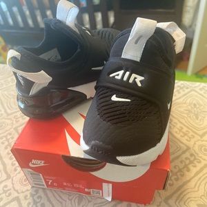 7C NIKE AIR MAX with original box.